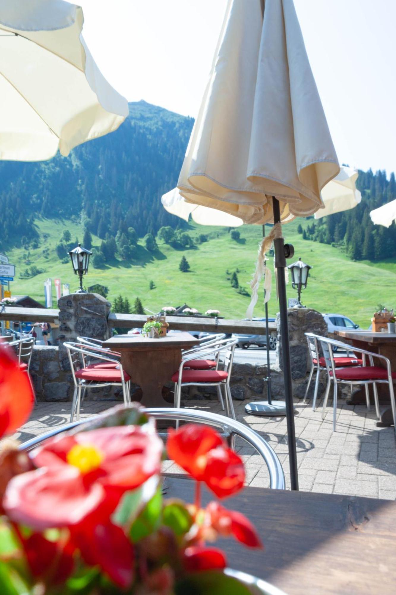 Hotel Madrisajoch St. Antönien Exterior foto