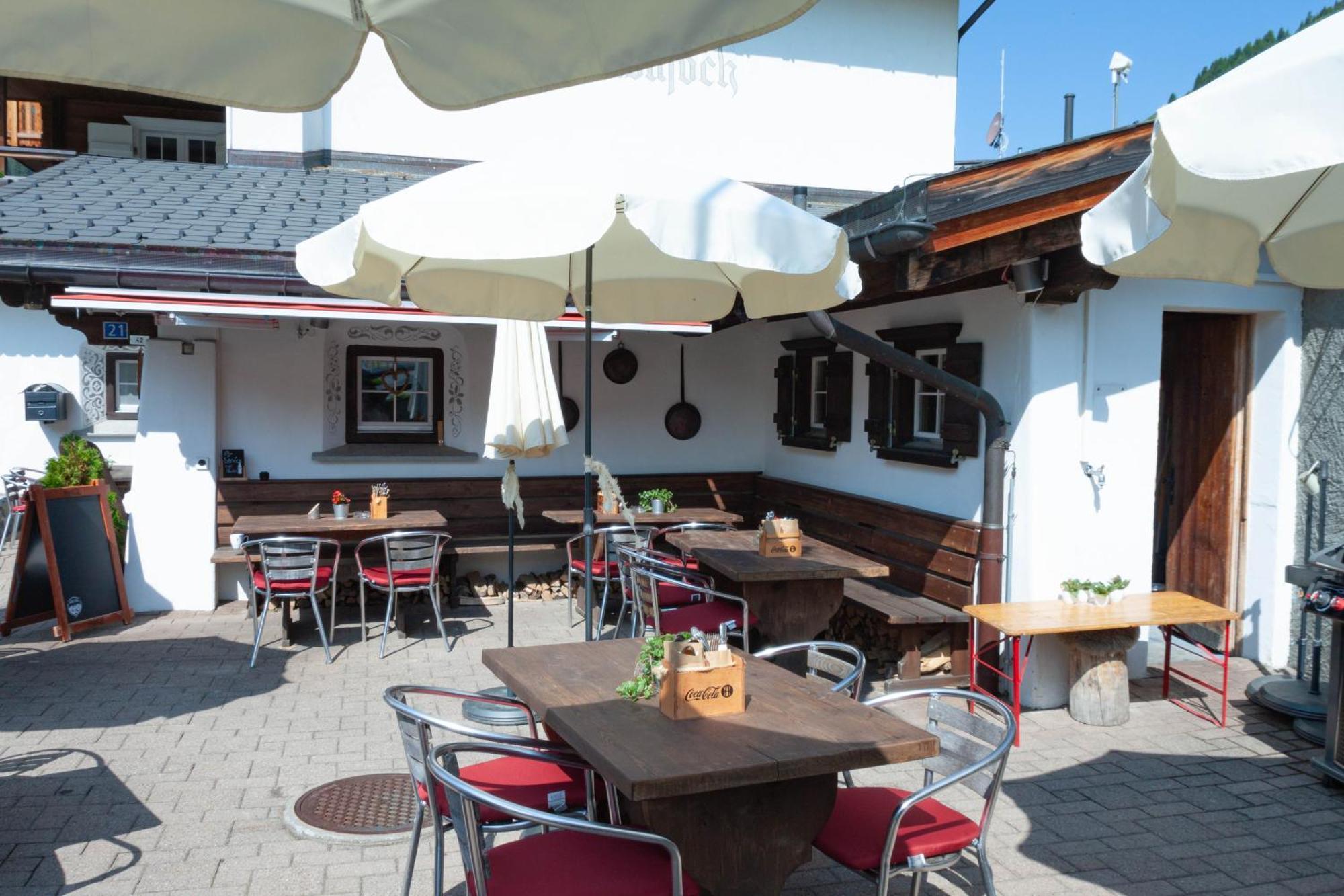 Hotel Madrisajoch St. Antönien Exterior foto